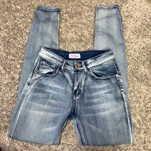 red bottom Jeans 1/2